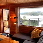 Bergen/sotra: Sea Cabin. Spa. Fishing. Boat Haganes