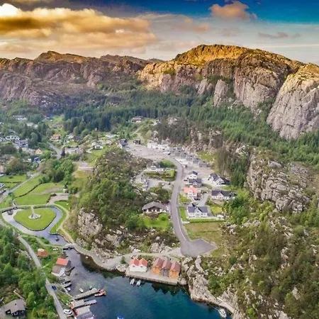 Bergen/sotra: Sea Cabin. Spa. Fishing. Boat *