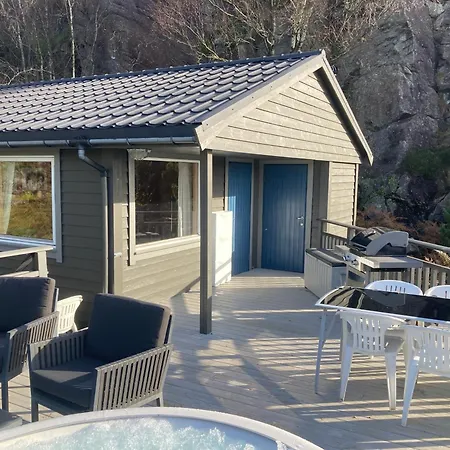 Dom wakacyjny Bergen/sotra: Sea Cabin. Spa. Fishing. Boat Haganes
