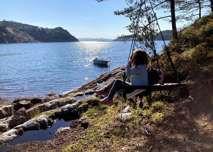 Bergen/sotra: Sea Cabin. Spa. Fishing. Boat Haganes