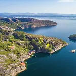 Tatil Evi Bergen/sotra: Sea Cabin. Spa. Fishing. Boat Haganes