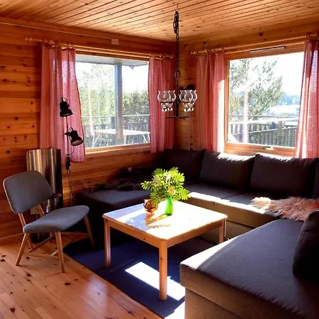 Bergen/sotra: Sea Cabin. Spa. Fishing. Boat בית נופש