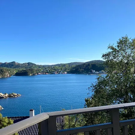 Bergen/sotra: Sea Cabin. Spa. Fishing. Boat 度假居