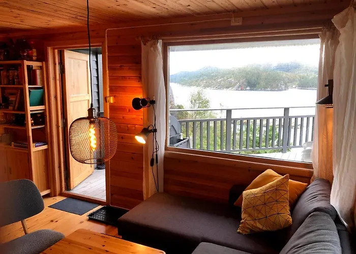 Bergen/sotra: Sea Cabin. Spa. Fishing. Boat Haganes