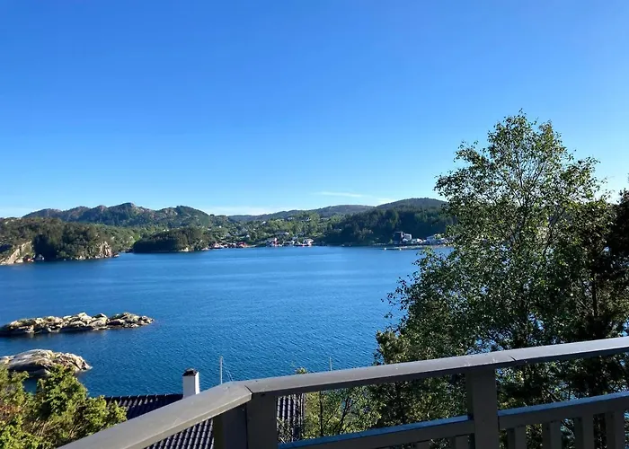 Bergen/sotra: Sea Cabin. Spa. Fishing. Boat 度假居