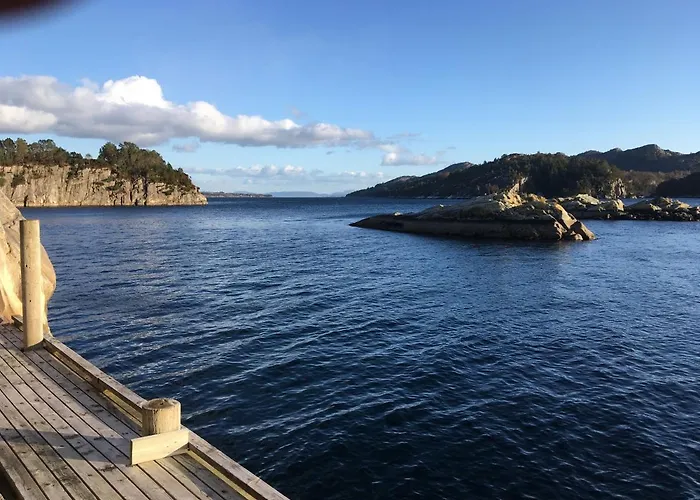 度假居 Bergen/sotra: Sea Cabin. Spa. Fishing. Boat